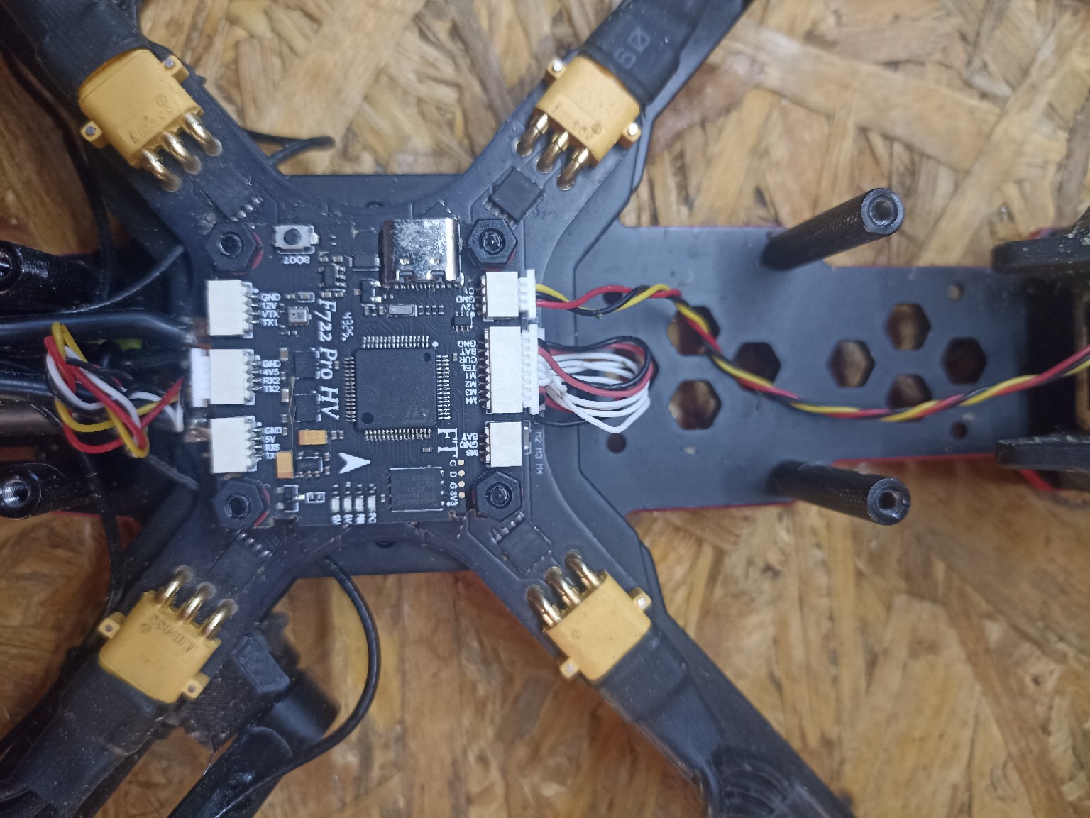 Польотний контролер FT F722 PRO HV